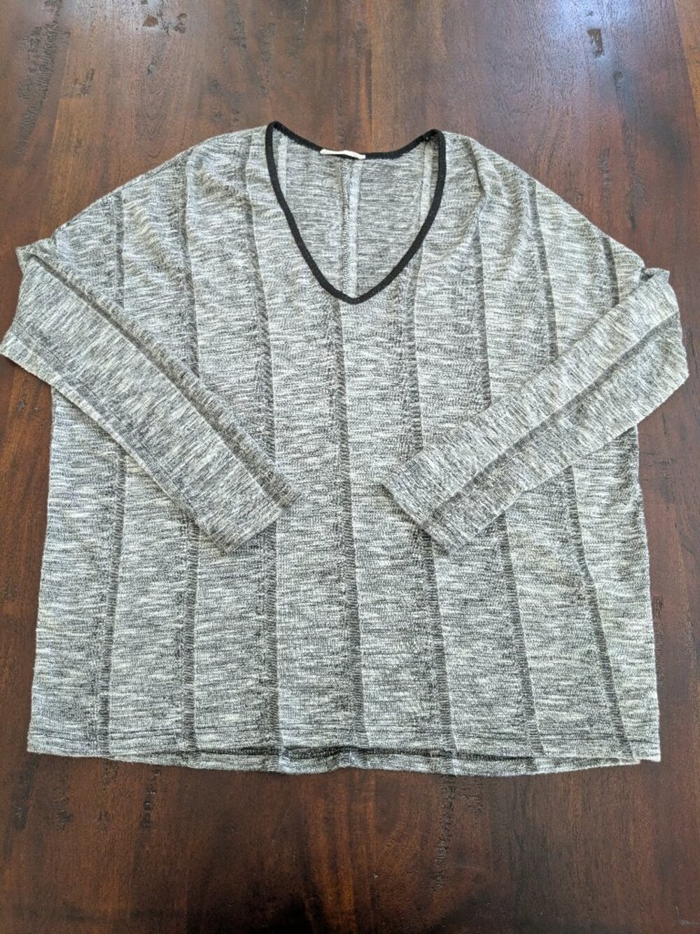 Lush Gray Marled Vertical Stripe Ribbed V-Neck Sweater Top